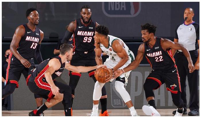 DB彩票官网-边路攻势频出，球队得分概率大增的简单介绍