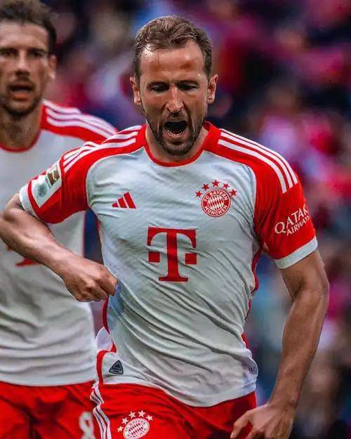 DB游戏-包含拜仁慕尼黑大破对手，席卷欧洲巨人，德甲王者之冠犹如握手可及！的词条