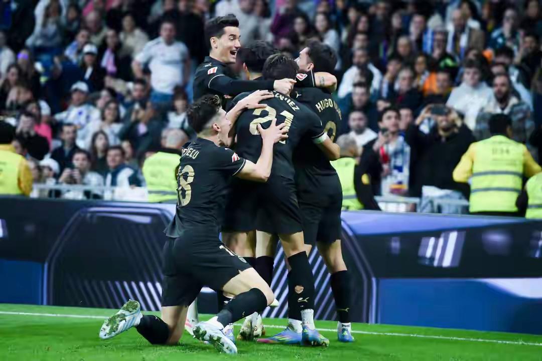 瓦伦西亚主场不敌塞维利亚,西甲前六位置动摇的简单介绍 瓦伦西亚主场不敌塞维利亚,西甲前六位置动摇的简单介绍