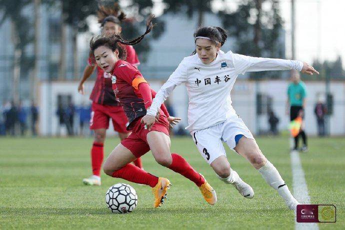 关于热血挑战：女足球员斗志昂扬的信息