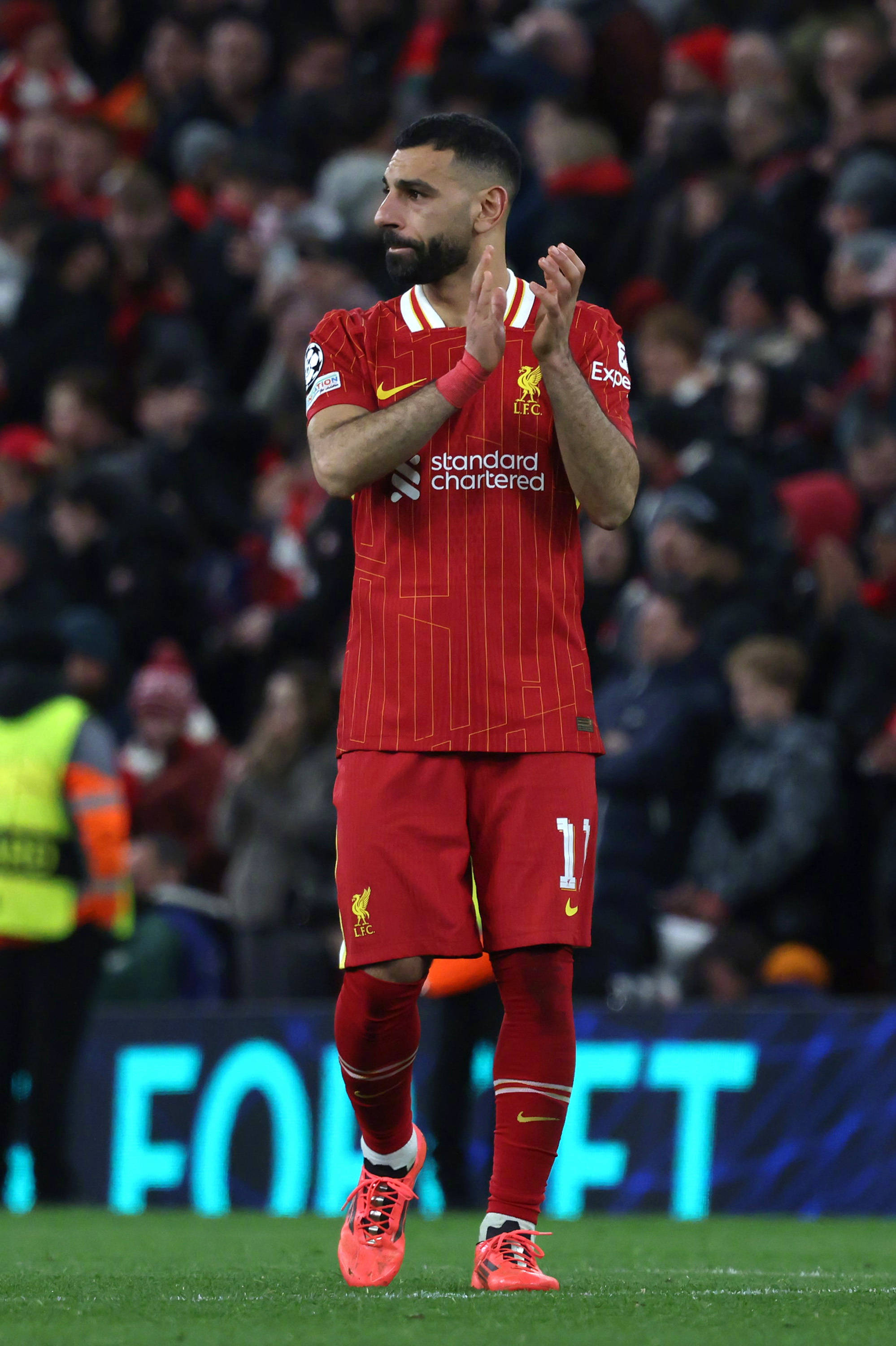 包含利物浦神奇逆转，赢得球迷尊敬的词条