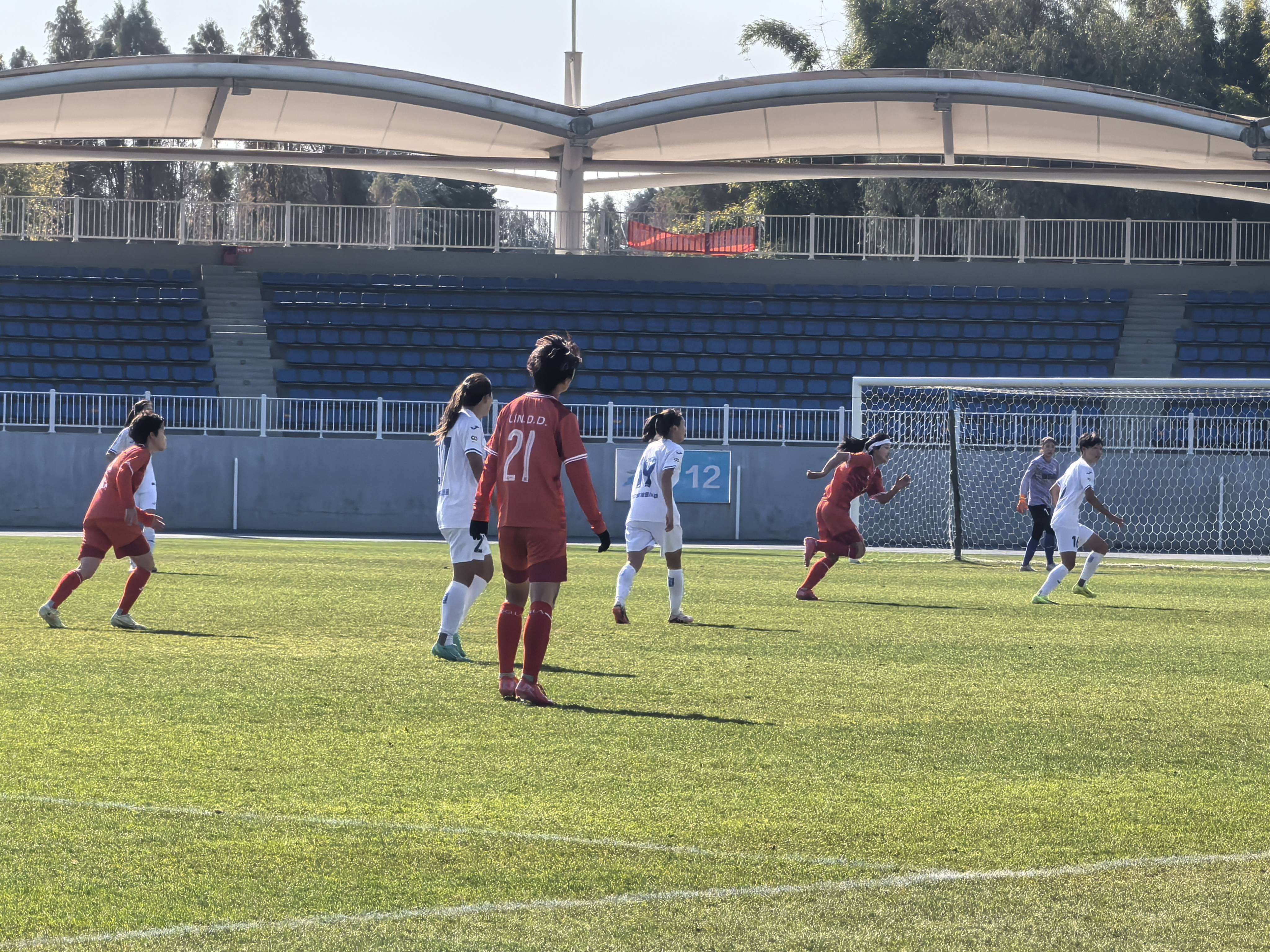 DB游戏-热门球队奋勇争夺，冲刺夺冠