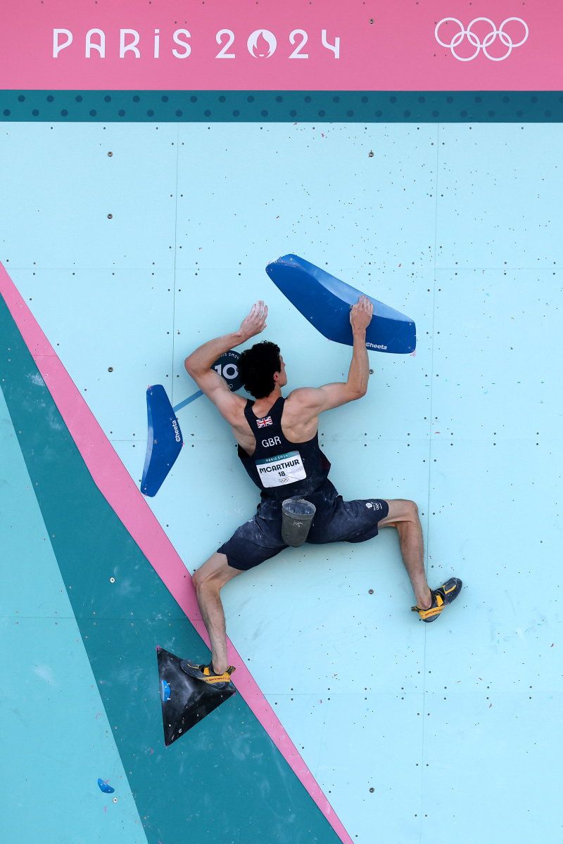 -激动人心的一幕，运动员破了什么纪录？