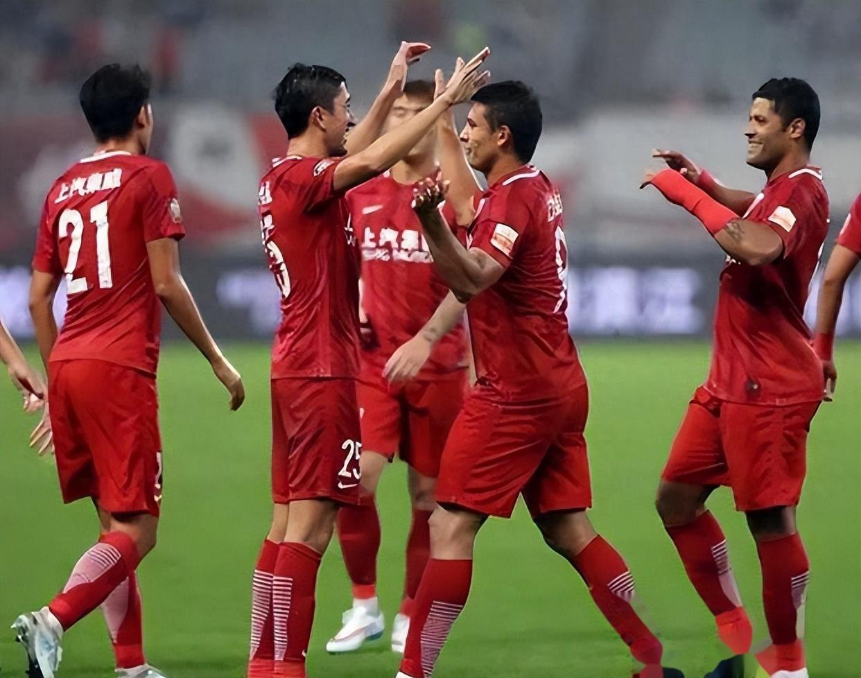 山东鲁能主场击败上海上港，豪取三分