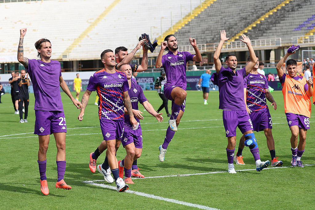 卡利亚里球队备战各项比赛,状态出色 卡利亚里球队备战各项比赛,状态出色