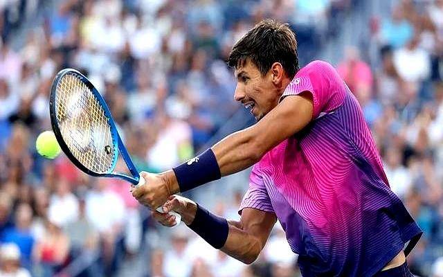 英国网球队逆转欧洲网球队,兹维列夫统治全场 英国网球队逆转欧洲网球队,兹维列夫统治全场