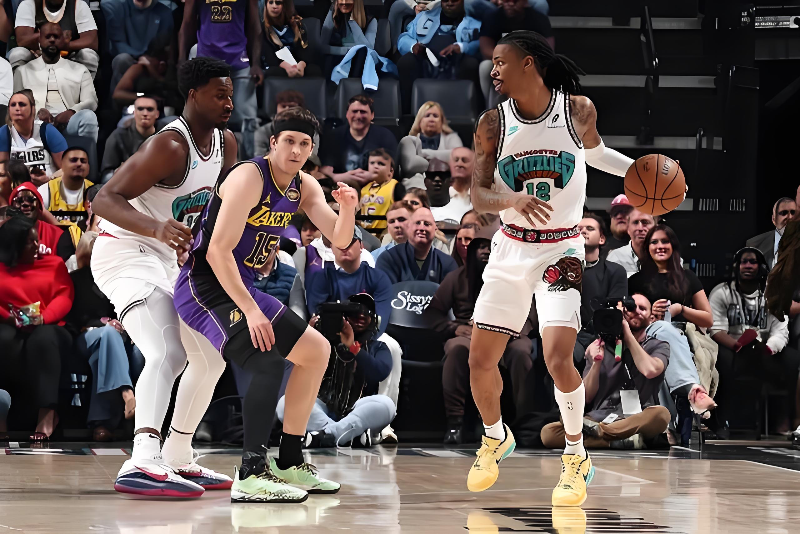 湖人力克灰熊,取得三连胜 湖人力克灰熊,取得三连胜