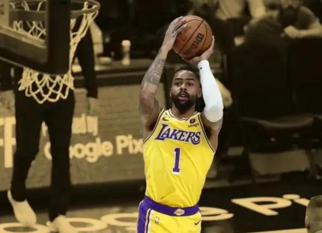 -火箭横扫灰熊，贝弗利绝境逆转