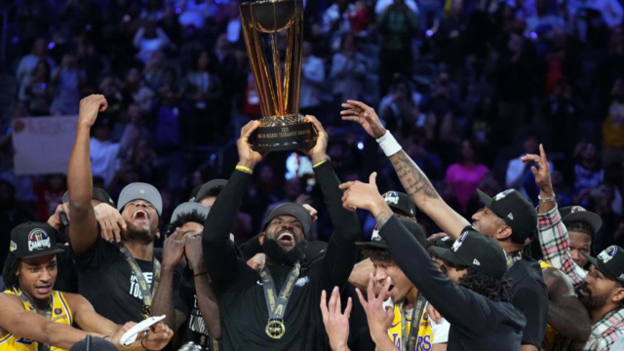 湖人逆袭击败步行者，篮网惨败