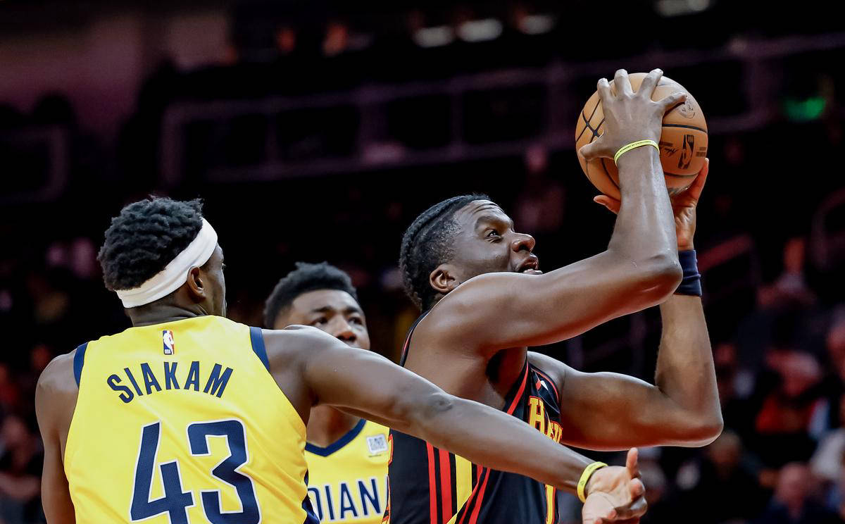 老鹰主场击败黄蜂，遭遇